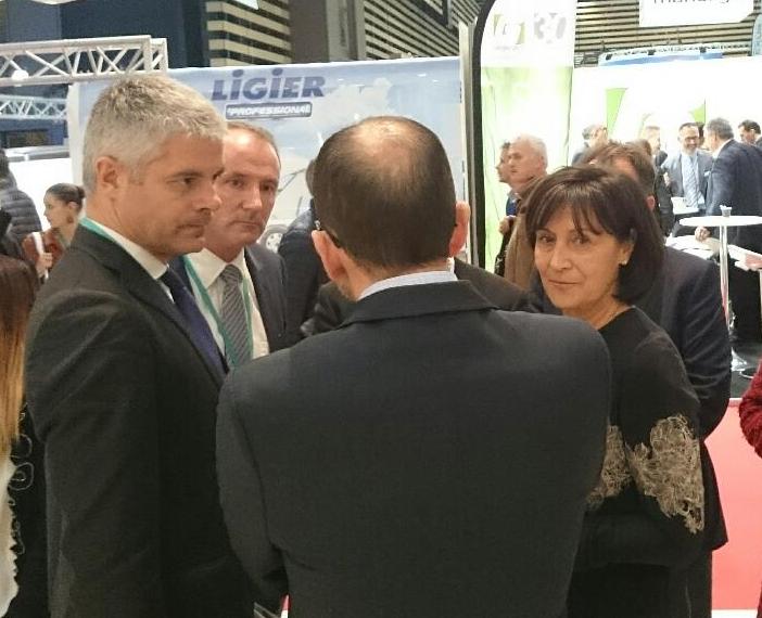 Laurent Wauquiez sur le stand Praxy (Pollutec 2016)